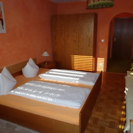 - Schamberger Hotel