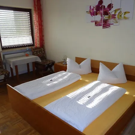 - Schamberger Hotel Neukirchen beim Heiligen Blut