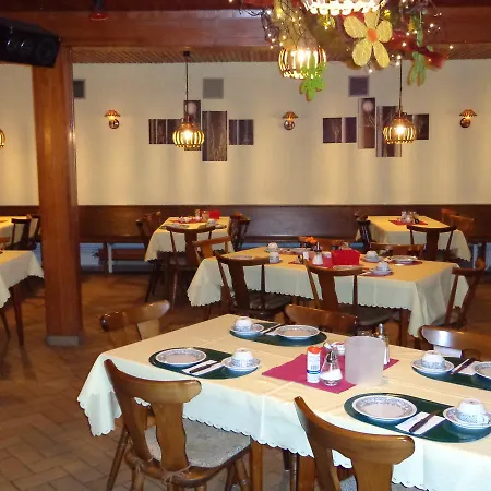 Schamberger Hotel 2*