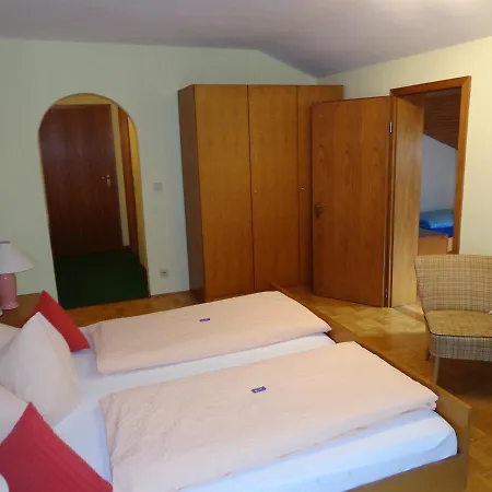 - Schamberger Hotel Neukirchen beim Heiligen Blut